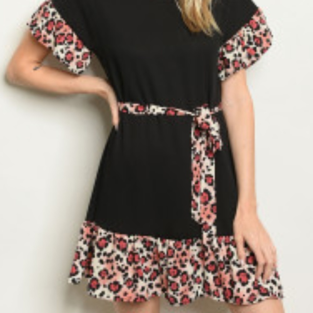 BLACK RED ANIMAL PRINT DRESS